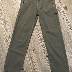 Hot Kiss mid rise straight leg khaki green stretch jeans. Size 7